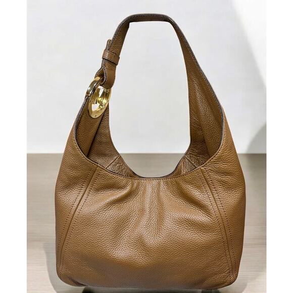 Michael Kors Fulton Large Leather Hobo Bag & Zip Around Continental Wallet - Picture 2 of 16